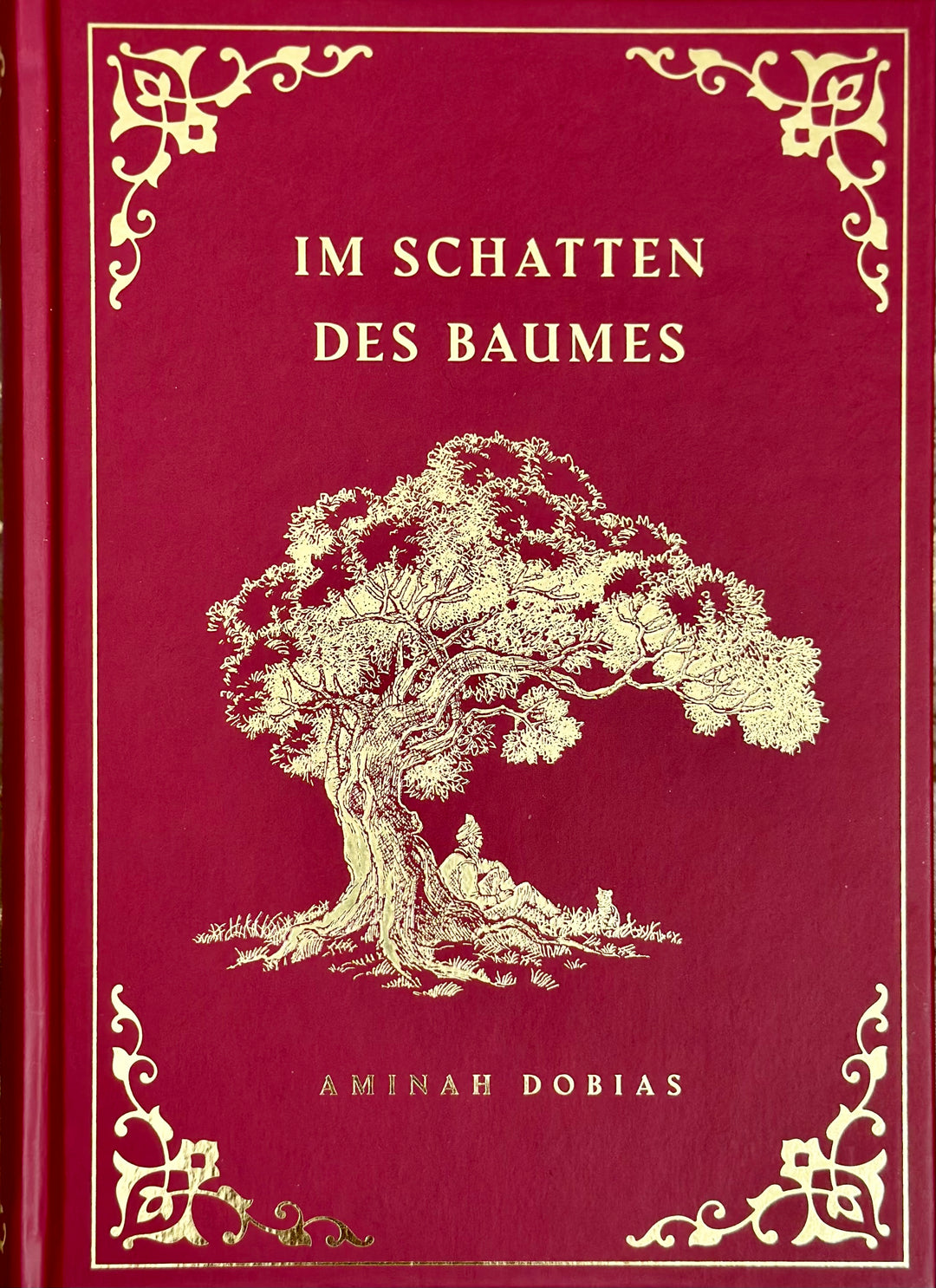 IM SCHATTEN DES BAUMES